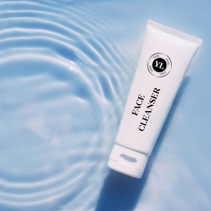 Limpiador Facial con Logotipo Personalizado, Espuma Suave con Té Verde para una Limpieza Profunda, Cuidado Suave de la Piel, OEM/ODM para Todo Tipo de Piel - Product Image 2