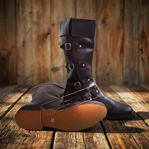 Bottes en cuir authentiques du Moyen Âge et de la Renaissance pour hommes, chaussures historiques faites à la main pour reconstitutions historiques, cosplay, costume de viking ou de chevalier - Product Image 4