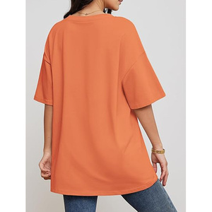 T-shirt unisexe à manches courtes, noir délavé, coupe oversize, 100% coton écologique, col rond, détail logo, style décontracté, couleur unie - Product Image 1