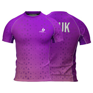 Camiseta de Compresión Sublimada de Manga Corta para Entrenamiento, Personalizable, Transpirable y Elástica, para Gimnasios y Clubes Deportivos - Product Image 6