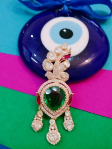 Flower Shape <b>Gold</b> Plated Brooch With Green Crystal Stone For Women Accessories Gift - Product Image 1