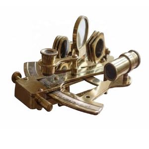 Réplica de Sextante de Latón Chapado en Oro, Productos Náuticos, Instrumento de Navegación Vintage, Recuerdo en Relieve para Coleccionistas - Product Image 3