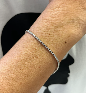Bracelet tennis en acier inoxydable plaqué rhodium, serti de diamants ronds taille brillant, style classique unisexe - Product Image 4