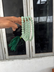 Venta al por mayor de ágata RAIS natural de alta calidad, aventurina verde religiosa, mala de 8 mm pulida para uso metafísico, sanación y Reiki. - Product Image 4