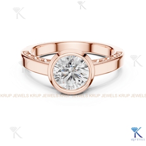 Bague de fiançailles et de mariage classique en or massif avec diamant de laboratoire personnalisé serti clos, certifiée IGI, bande gravée ronde - Product Image 3
