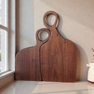 Planche à découper en bois d'acacia artisanal de qualité supérieure, outil de cuisine pour couper les fruits, les légumes et les aliments - Product Image 4