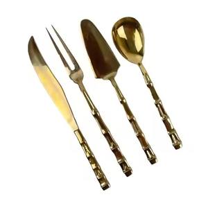 Juego de cubiertos metálicos de alta calidad en tonos cálidos, ideal para cenas familiares, reuniones y ocasiones especiales. - Product Image 2