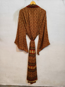Long Silk Saree Bridel <b>Kimono</b> Robe Bikini <b>Cover</b> <b>Up</b> Night Wear Long Robe, Handmade Indian Vintage Recycled Silk Sari <b>Kimono</b>, - Product Image 3