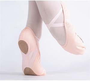 Chaussons de ballet souples pour femmes, en satin, à talon plat, noirs, pour la danse, entraînement professionnel, performance, doublure en coton, semelle extérieure en caoutchouc - Product Image 3