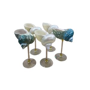 Copas de cóctel hechas a mano con tallos metálicos, estilo bohemio, para fiestas. - Product Image 1