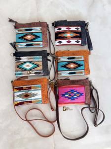 Aztec Western Style femmes Designer cuir fronde sac à main multi-usage Handtooled fermeture à glissière lettre selle couverture Style sac à main - Product Image 5