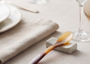 Ensemble d'ustensiles de cuisine en bois et corne naturelle de haute qualité, faits à la main, parfait pour la cuisine, l'hôtellerie et la table. - Product Image 4
