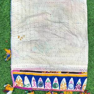 Vibrant Vintage Dowry Kantha Banjara Bag Bolso de compras para mujer - Product Image 1