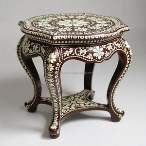 Table ronde exquise en bois avec incrustation d'os Design floral artisanal Décoration de maison luxueuse pour des espaces sophistiqués - Product Image 5