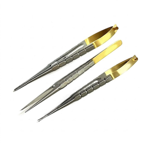 Ensemble de 3 instruments chirurgicaux ophtalmiques : Ciseaux droits, porte-aiguille, forceps en acier inoxydable, manuel, certifié CE - Product Image 1
