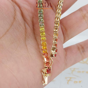 สร้อยข้อมือเพชรทรงเจ้าหญิงสีรุ้งสำหรับผู้หญิง ชุบทอง เครื่องประดับหรูหราสำหรับใส่ทุกวัน - Product Image 2