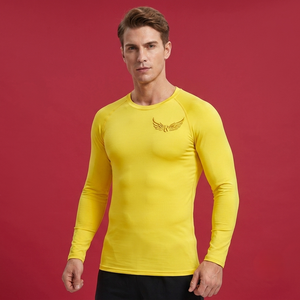 T-shirt ajusté unisexe jaune à manches longues et col rond, anti-humidité, en polyester uni pour adultes, idéal pour l'été - Product Image 6