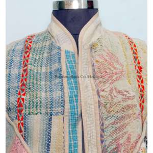 Chaleco Kantha de Algodón Vintage Hecho a Mano para Mujer, Chaqueta Corta Acolchada para Otoño, Chaqueta Kantha Corta Vintage para Mujer - Product Image 3