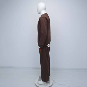 Ensemble de survêtement en coton marron pour homme, manches longues, col rond, uni, décontracté, coupe classique, avec logo imprimé en forme de question mark sur le devant, idéal pour l'automne - Product Image 3
