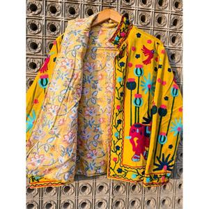 เสื้อแจ็คเก็ตขนสัตว์สีเหลืองปักลายมือสำหรับผู้หญิง สไตล์โบโฮ ลายช้างและดอกไม้ แบบแคชเมียร์ เสื้อโค้ทฤดูหนาว ดีไซน์เนอร์สไตล์ชาติพันธุ์ - Product Image 3