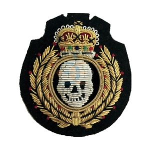 Bikers Áo Khoác Jeans thỏi dây bạc Skull với vàng vương miện thời trang Blazer huy hiệu vá Trâm Twill vải dệt các bản vá lỗi - Product Image 1