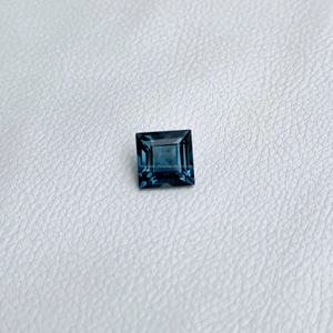 อัญมณีทรงเหลี่ยมเพชรพลอยธรรมชาติ8มม. สีฟ้าลอนดอนปรับเทียบได้อัญมณีหลวม - Product Image 2