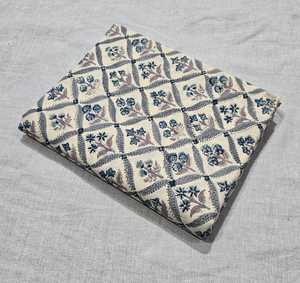 Tela ligera con estampado de bloques, tela de algodón suave de primera calidad para vestidos y proveedor mayorista de exportación, proveedor de pedidos al por mayor. - Product Image 2