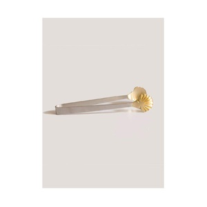 Utensilios de cocina: Elegantes pinzas de cocina de acero inoxidable para asar y servir carne a la parrilla, con un diseño elegante. - Product Image 2
