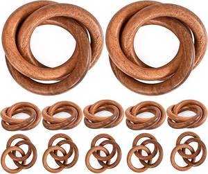 Rond de serviette en bois sophistiqué qui apporte une touche élégante à la présentation des repas - Product Image 2