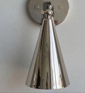 Aplique de pared cónico de cromo pulido |   Lámpara Italiana Moderna de Mediados de Siglo, Luz de Latón - Product Image 2