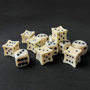 Juego de 6 Dados de Hueso Ecológicos Pulidos de 16 mm, Curvos, para Juegos de Rol D&D, D6, Seis Caras - Product Image 1