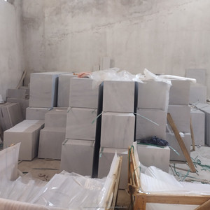 โรงงานเวียดนามขายส่งหินกรวดหินมะนาวธรรมชาติกระเบื้องสีเทากลางแจ้งมีเมฆปูหินปูนหินอ่อนและกระเบื้องสระว่ายน้ํา - Product Image 5