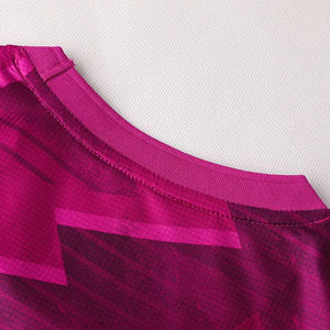 Uniforme de Fútbol Personalizable con Nombre y Logotipo del Equipo en la Parte Delantera, Uniformes de Fútbol para Unisex, Ropa Deportiva Sublimada al por Mayor - Product Image 2