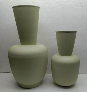 Vase de table nordique moderne fait main en fer brillant, style INS, blanc uni, pour arrangement floral et décoration intérieure - Product Image 1