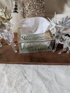 Cubierta Decorativa de Resina para Caja de Pañuelos, de Alta Demanda, para Hogar Moderno, Cocina, Dormitorio y Baño, Disponible en Grandes Cantidades - Product Image 2