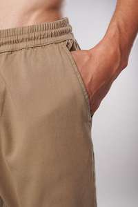 Pantalon de jogging marron clair pour homme à prix de gros – Taille et bas élastiqués, coupe fuselée, fabrication OEM au Pakistan - Product Image 3