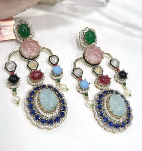 ต่างหูทองชุบคุณภาพสูง ดีไซน์ทันสมัย ประดับด้วยทองเหลืองวิบวับ เหมาะสำหรับผู้หญิง สวมใส่ในงานเลี้ยงตอนเย็น - Product Image 5