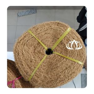 Cuerda de Fibra de Lino de Alta Calidad para Agricultura, Construcción, Control de Erosión y Soporte de Plantas, Duradera y Versátil, 10-15 mm - Product Image 1