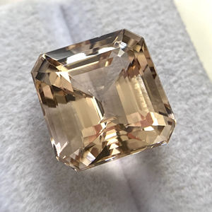 Piedra de Morganita Natural Certificada, Corte Esmeralda Cuadrado, Excelente Color y Brillo, Beryl Natural de 12.80 Quilates, Limpia con Lupa - Product Image 1