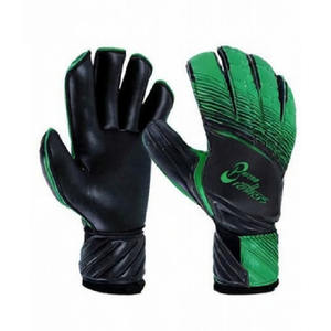 Gants de gardien de but de football en latex professionnel, fabriqués au Pakistan. - Product Image 3