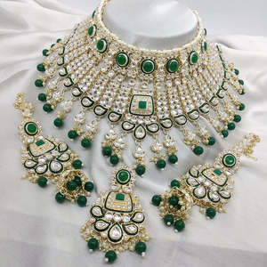 Ensemble de collier ras du cou plaqué or pierre Kundan et Meenakari 10573886 Parure de bijoux fins - Product Image 1