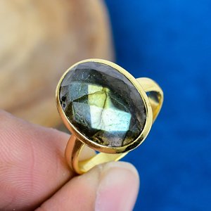 Handmade Natural <b>Labradorite</b> Oval Shape 18K Gold Micron Over 925 Sterling Silver <b>Ring</b> - Product Image 2