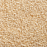 Graines de sésame sélectionnées, naturelles et propres, pour garnitures de boulangerie, recettes de salades, confiserie, cuisson et ingrédients alimentaires.