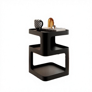 Mesa Auxiliar Metálica Negra Moderna de 3 Niveles, Estilo Pedestal, para Espacios Pequeños, Ideal para Apartamentos, Estante de Almacenamiento para el Dormitorio - Product Image 1