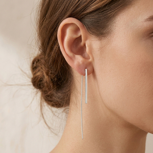 Boucles d'oreilles élégantes et minimalistes en argent sterling 925, au design élancé et fini lisse, bijoux modernes pour un usage quotidien - Product Image 3