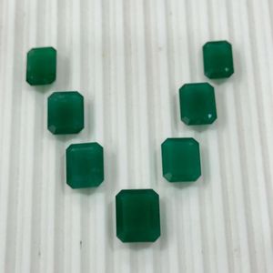 Esmeralda Natural de Zambia, Corte Octogonal, Juego de 7 Piezas, 90.76Ct, Verde AAAA, Gema Suelta, IGI, Ligeramente Aceitada, Gema al por Mayor en Venta - Product Image 6
