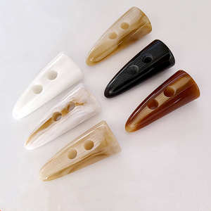 Horn button TOGGLE ทำด้วยมือ2รูขนาด50มม. คุณภาพสูงแบบสั่งทำเป็นมิตรกับสิ่งแวดล้อม - Product Image 3