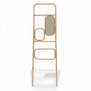 Échelle décorative en rotin de grande qualité, faite à la main, pour servir de porte-serviettes, idéale pour l'extérieur, la piscine ou la salle de bain. - Product Image 3