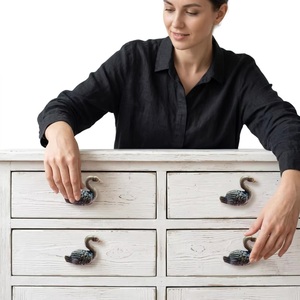 Poignée de meuble en alliage de zinc en forme de cygne, design moderne pour commode, cuisine et salle de bain, installation facile - Product Image 3