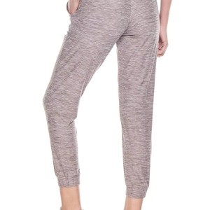 Pantalon pour femme super confortable avec logo personnalisé, idéal pour l'entraînement hivernal, poches personnalisées de haute qualité, service OEM, taille élastique, séchage rapide - Product Image 4